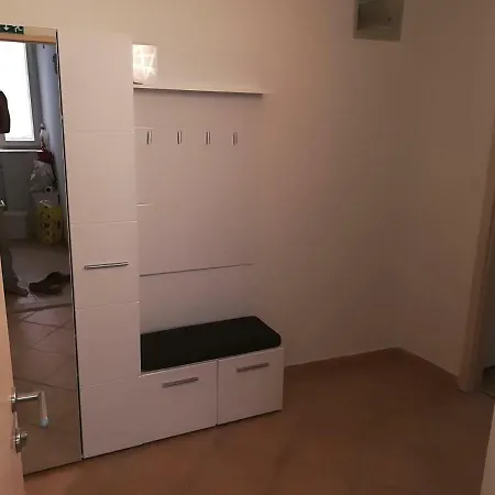 Line Appartamento Pirano