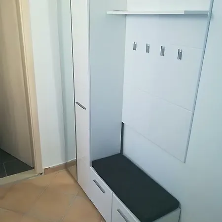 Line Appartamento Pirano